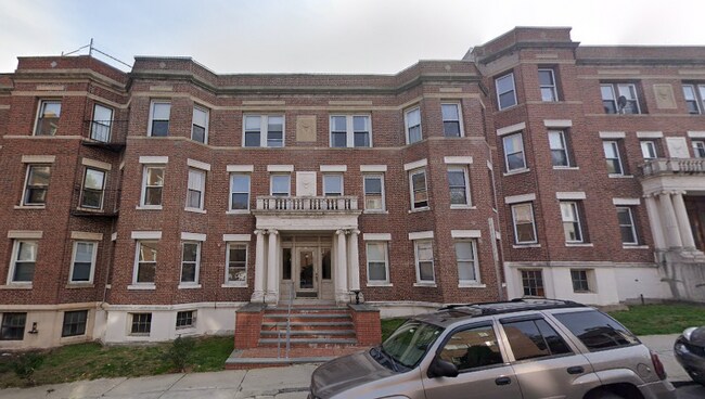 11 Scottfield Rd, Unit 1