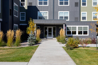 Skyview Apartments in Missoula, MT - Building Photo - Building Photo