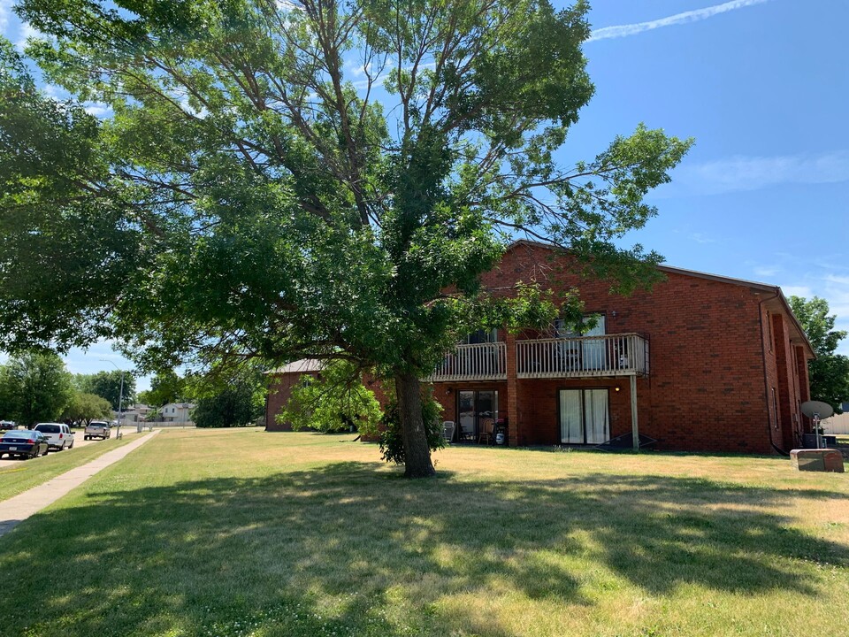 Pine Tree Flats in Ankeny, IA - Foto de edificio