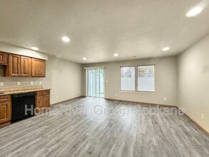 2714 N Fox Rd in Spokane Valley, WA - Building Photo - Building Photo