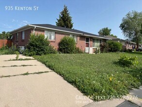 935 Kenton St in Aurora, CO - Building Photo - Building Photo