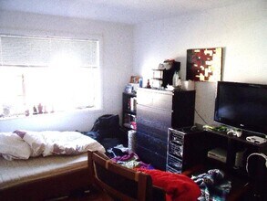 50 Evergreen St, Unit 27 in Boston, MA - Building Photo - Building Photo