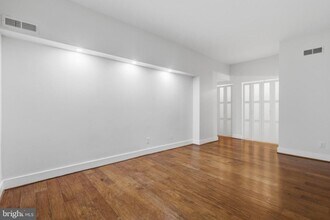 2127 California St NW in Washington, DC - Building Photo - Building Photo