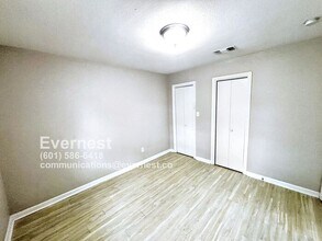 253 Lawrence Rd in Jackson, MS - Building Photo - Building Photo