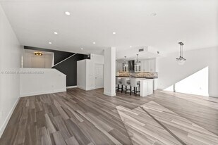 3110 NE 210th Terrace in Aventura, FL - Building Photo