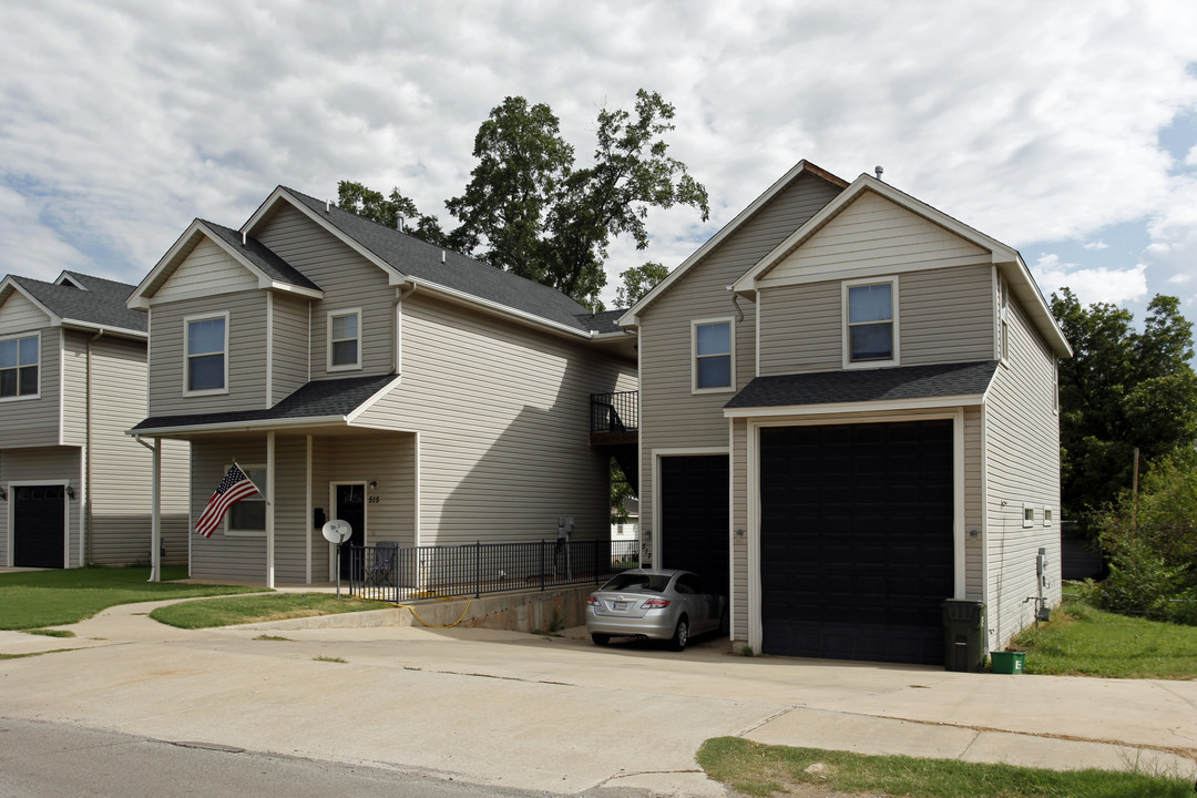 501-517 S Ponca Ave in Norman, OK - Foto de edificio