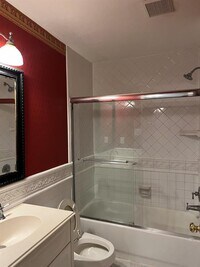 2504 Pine Tree Dr photo'