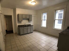 1956 S 19th St in Milwaukee, WI - Building Photo - Building Photo