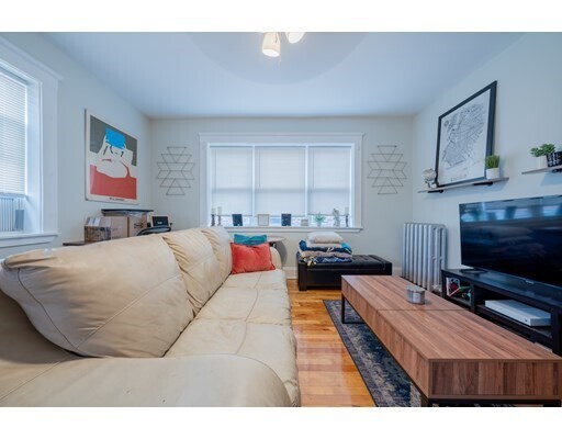 465 Broadway-Unit -12 in Medford, MA - Building Photo