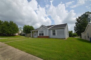 212 SE 17th St in Bentonville, AR - Building Photo