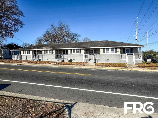 600 Howell St in Greenville, NC - Building Photo - Building Photo