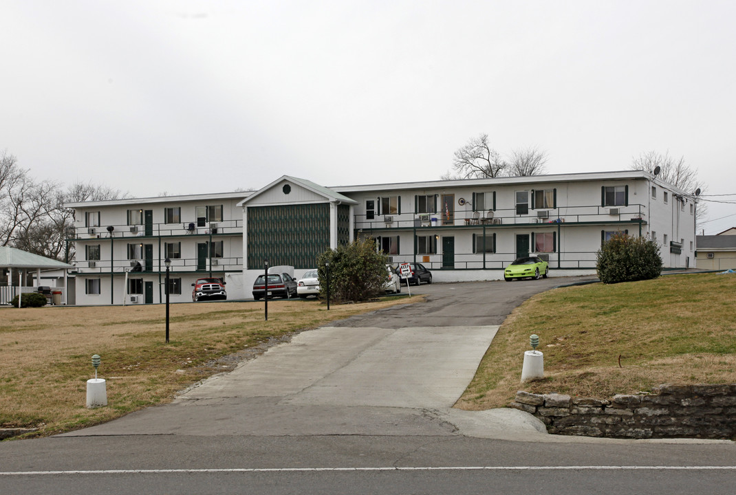 Cumberland Hill Apartments in Lebanon, TN - Foto de edificio