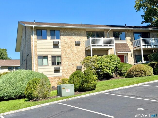 property at 180 Glenbrook Rd
