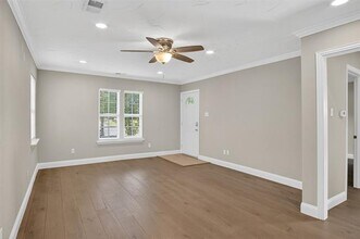 4806 W University Blvd in Dallas, TX - Building Photo - Building Photo