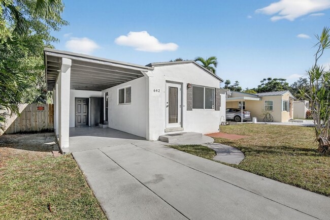 property at 642 SW 11th St
