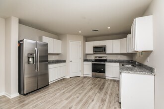 6226 Travelers Rest Ct in Crestview, FL - Building Photo - Building Photo