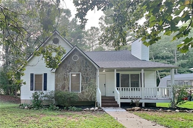 property at 20 Tracey Ln