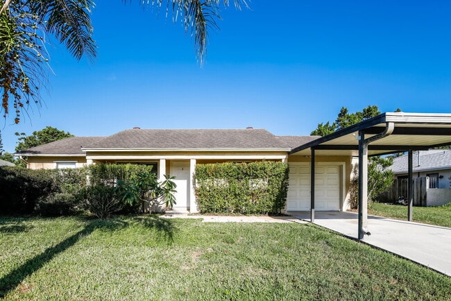 property at 2437 SE Marius St