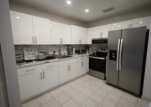 4306 SW 131st Ave in Miami, FL - Building Photo - Building Photo