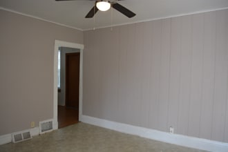 1406 Neilson St in Utica, NY - Building Photo - Building Photo