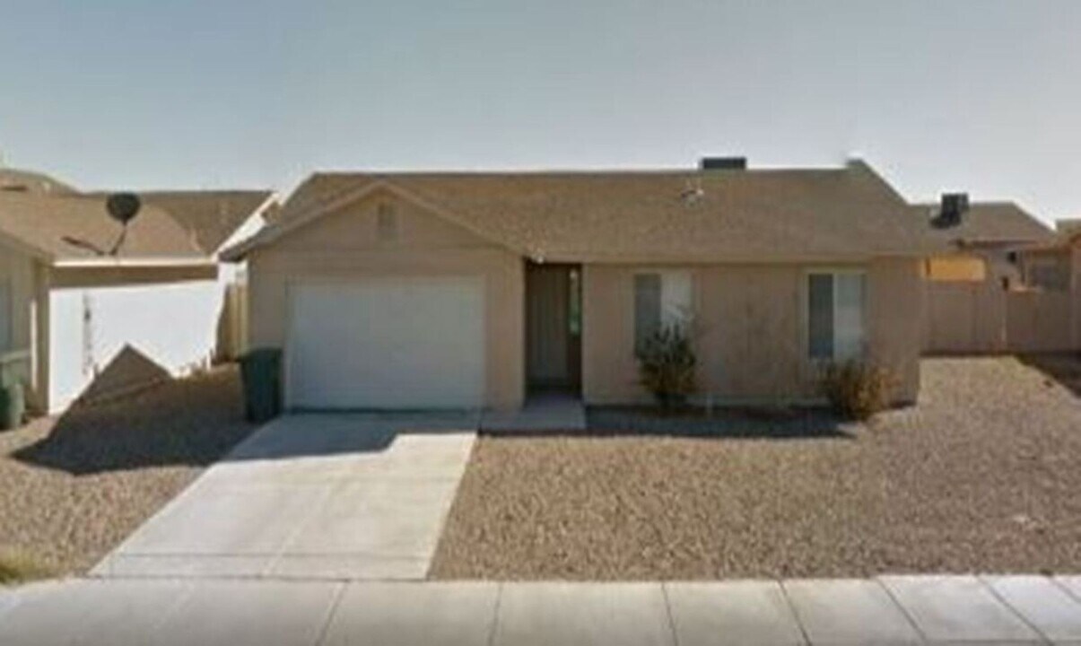 6191 E 43rd St in Yuma, AZ - Building Photo