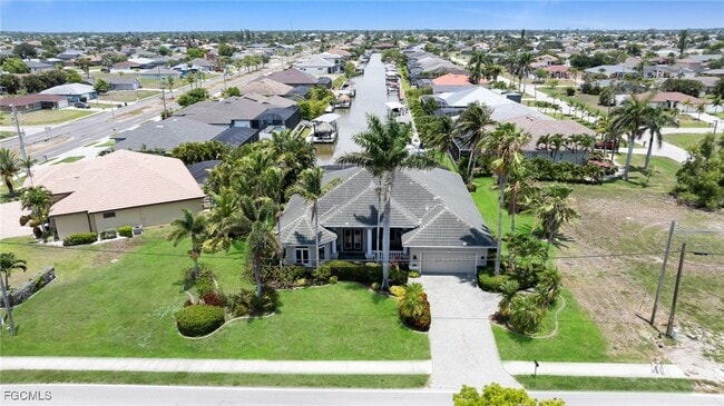 4009 Chiquita Blvd S in Cape Coral, FL - Building Photo - Building Photo