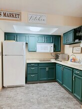 2901 Valleywood Dr in Anchorage, AK - Foto de edificio - Building Photo