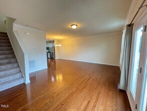 1026 Diamond Dove Ln in Apex, NC - Building Photo - Building Photo