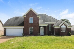 7396 Hunter's Forest Dr in Olive Branch, MS - Building Photo