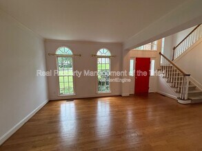 4210 Shoal Creek Dr in Greensboro, NC - Building Photo - Building Photo