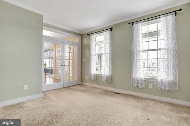 515 Waterdale Dr in Waynesboro, PA - Foto de edificio - Building Photo