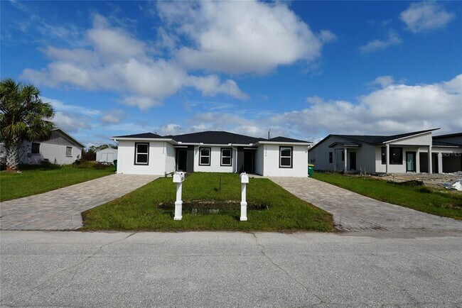 17196 Bonnie Ave in Port Charlotte, FL - Building Photo - Building Photo