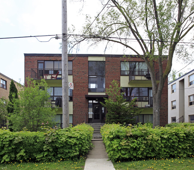 19 Meadowbrook Rd in Toronto, ON - Building Photo - Primary Photo