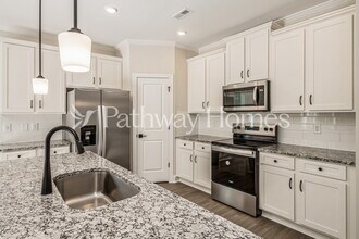 125 Brixham Lp in Troutman, NC - Building Photo - Building Photo