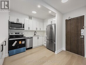 377 Ridelle Ave in Toronto, ON - Building Photo - Building Photo