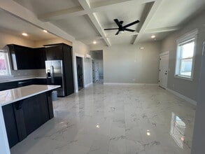 4910 Wagon Wheel Dr E in Enoch, UT - Building Photo - Building Photo