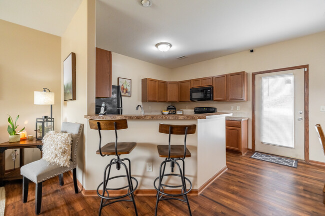 Lakeside Townhomes in Wichita, KS - Building Photo - Interior Photo