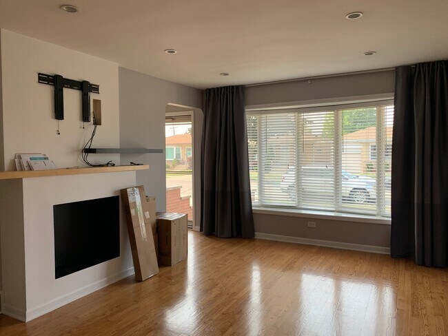 7621 W Norridge St in Norridge, IL - Building Photo - Building Photo