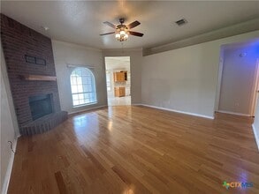 4203 Esta Lee Ave in Killeen, TX - Building Photo - Building Photo
