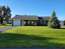 1174 Rose Ave in East Earl, PA - Building Photo