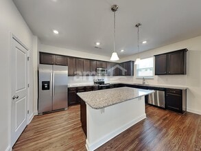 1124 Bentley Pl in Waxhaw, NC - Foto de edificio - Building Photo