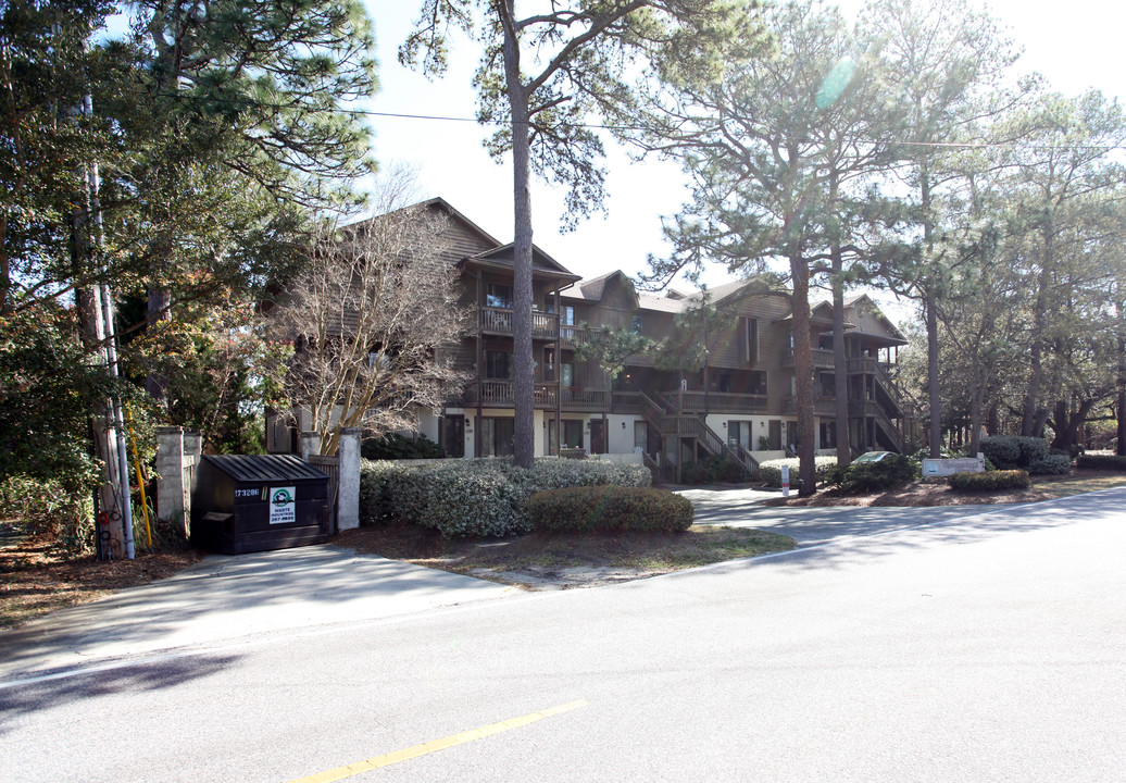 Spinnaker's Reach in Myrtle Beach, SC - Building Photo