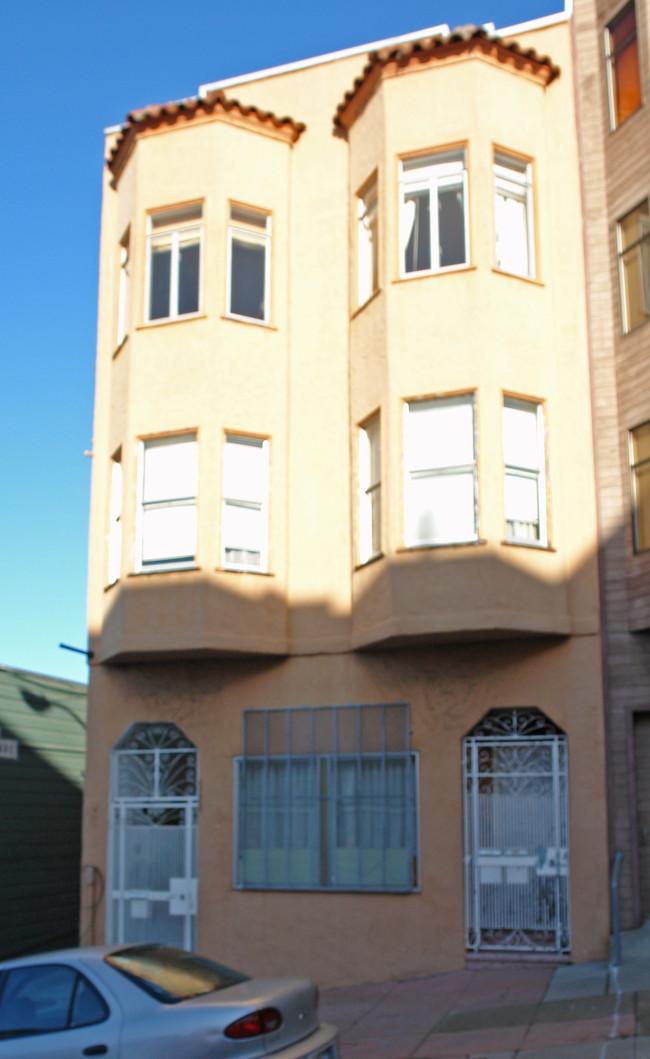 552 Vallejo St in San Francisco, CA - Building Photo - Building Photo