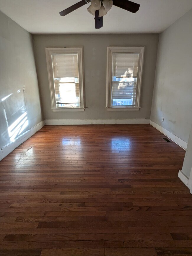 123 Hazel St in New Haven, CT - Foto de edificio - Building Photo