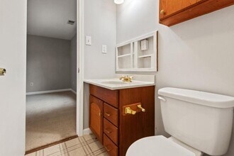 648 Golfview Dr in Lexington, KY - Building Photo - Building Photo