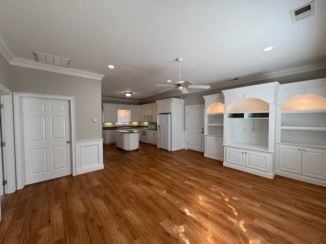 604 Melton St in West Columbia, SC - Building Photo - Building Photo