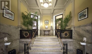 73-473 Richmond St W in Toronto, ON - Building Photo - Building Photo