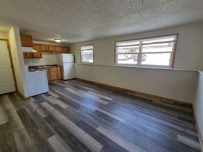 2096 Imperial Ln in Green Bay, WI - Foto de edificio - Building Photo