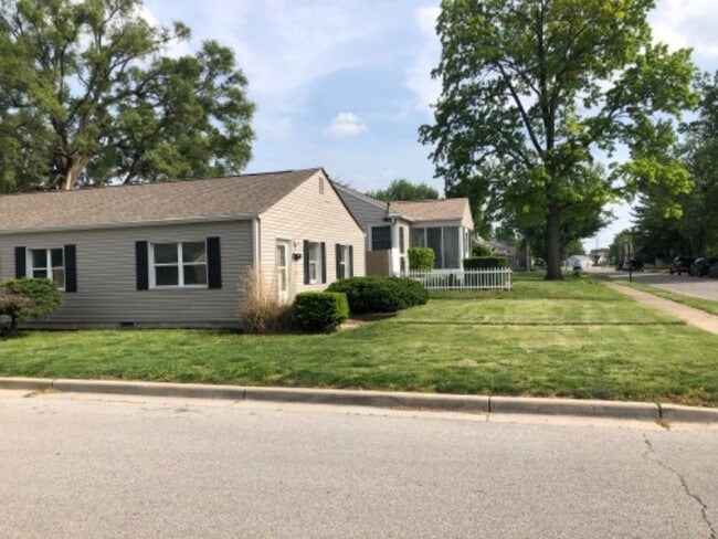 1931 Allison Ave in Speedway, IN - Building Photo - Building Photo