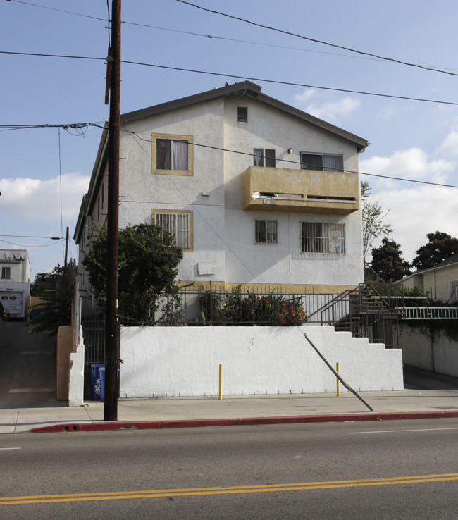 606 N Virgil Ave in Los Angeles, CA - Building Photo - Building Photo